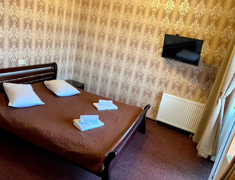Golden Lion Hotel Boryspilʼ Екстериор снимка
