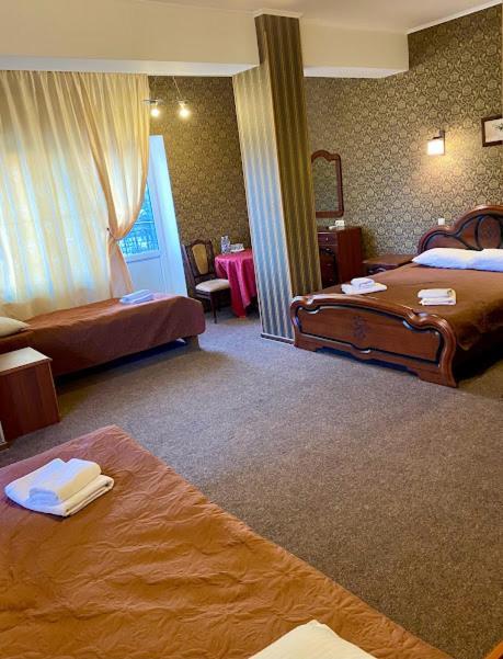 Golden Lion Hotel Boryspilʼ Екстериор снимка