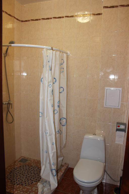 Golden Lion Hotel Boryspilʼ Стая снимка